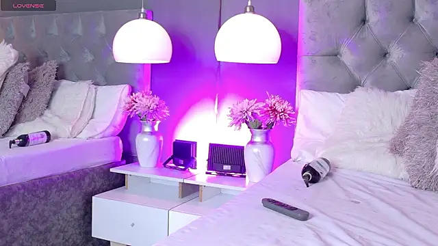 Онлайн чат XXX kendalFox_