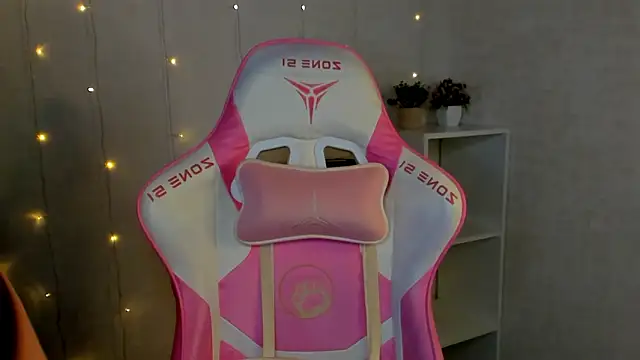 Jinny_Ginger: онлайн-секс-чат