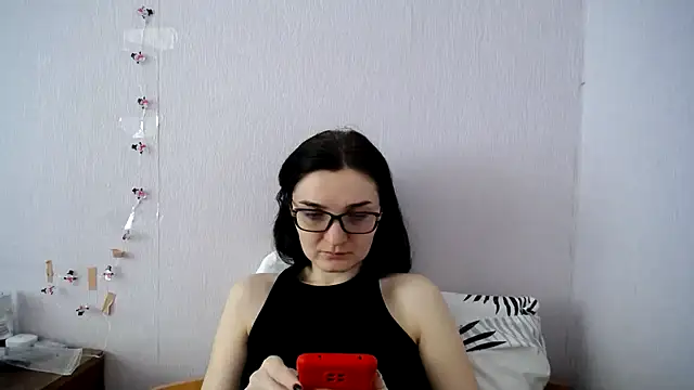 Shiny_gine Adlı Modelin Canlı XXX Sohbeti