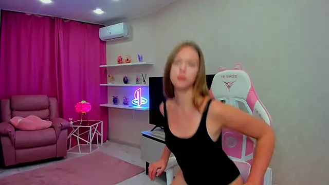 Strawberrye élő XXX-chatje