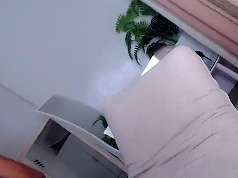 paramour28: онлайн-секс-чат