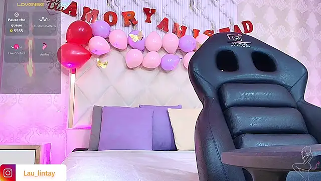 Laulin_tay: онлайн-секс-чат