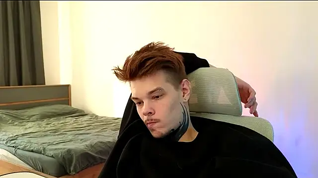 DENIS_HERE Live XXX-chat