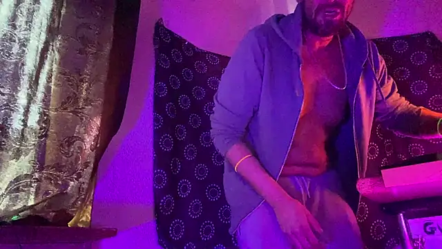 Guyst049 Live XXX Chat