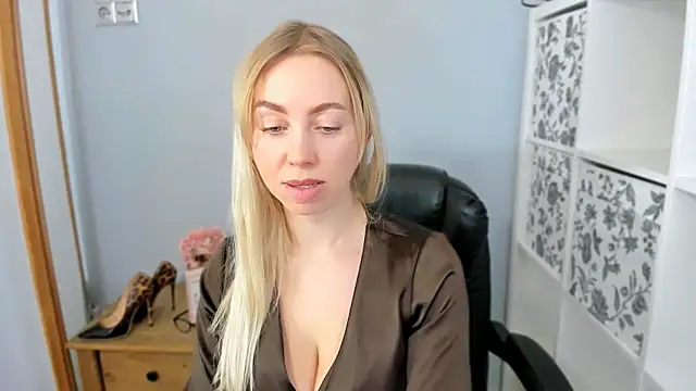 MargaritaRoseのライブXXXチャット