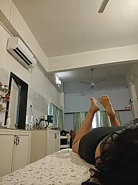 NakedMILFx Live XXX-chat