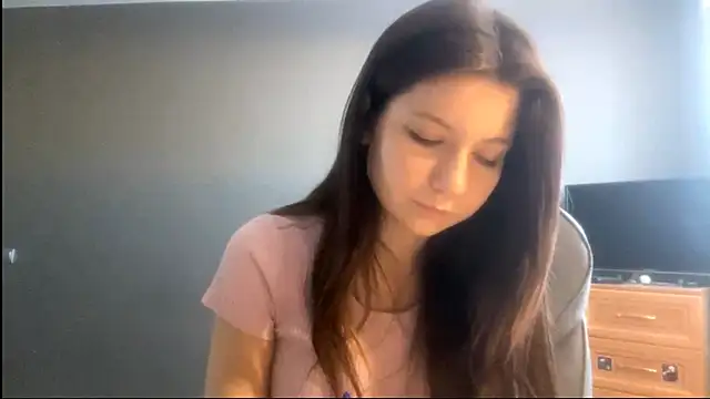 Show modela LunnaBliss na web-kameri