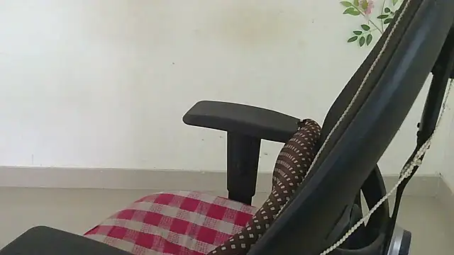 punemodelのライブXXXチャット