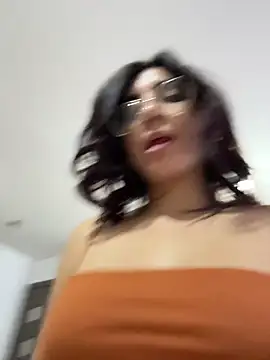 MartinaSoolern Live XXX chat