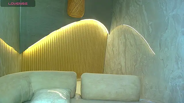 roux_r's Live XXX Chat