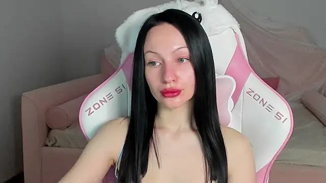 NaomiBlakes Adlı Modelin Canlı XXX Sohbeti