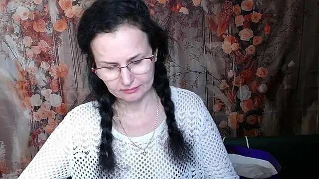 دردشة Miroslava_Happi الجنسية المباشرة