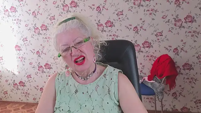 Maya_Mayflower Live XXX-Chat