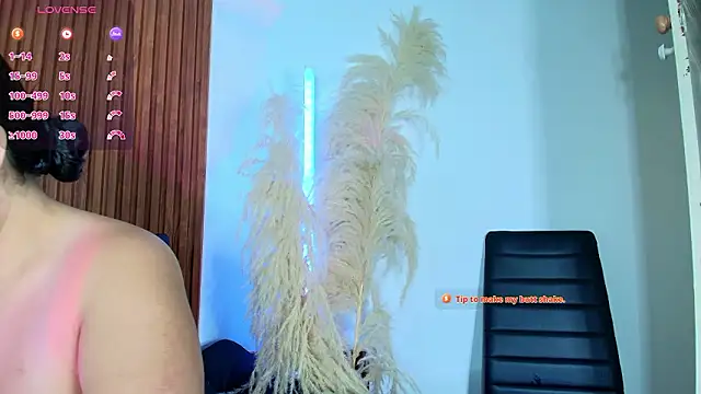 Chat XXX en directo de Samy_Grey01