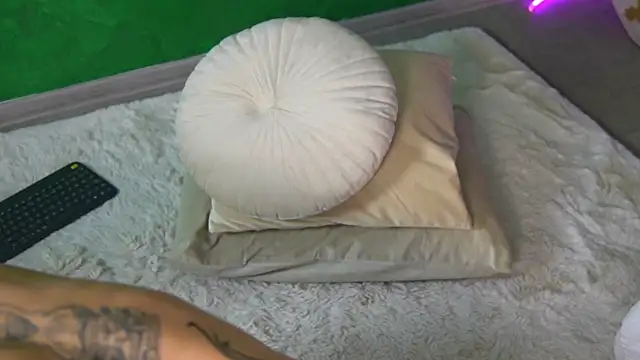 FoxieJullia 라이브 XXX 채팅