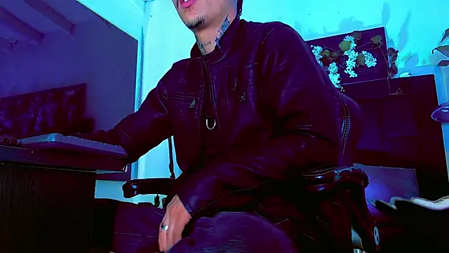 HannibalLester élő XXX-chatje