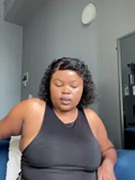 Curveysinaa Live XXX-chat