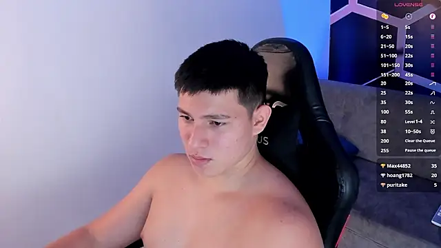 JamesCr_ Webcam-Show