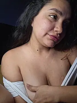 blerstefan1 现场XXX聊天