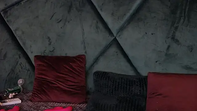 LannaQuinn 即時 XXX 聊天