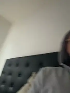 Guitccch: онлайн-секс-чат