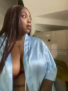 SarahBleer's Live XXX Chat