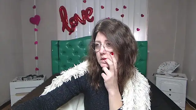 RoseHillen Live XXX chat