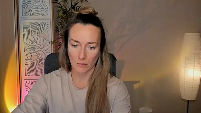 RebeccaMartinez 라이브 XXX 채팅