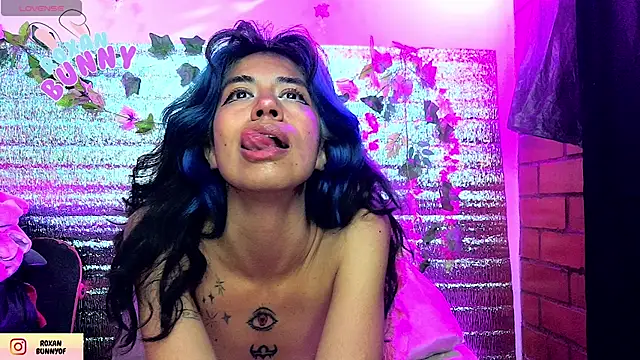 Roxanbunny1のライブXXXチャット