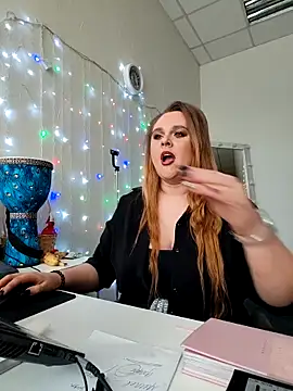 Juicy_PeachLux – Naživo XXX chat