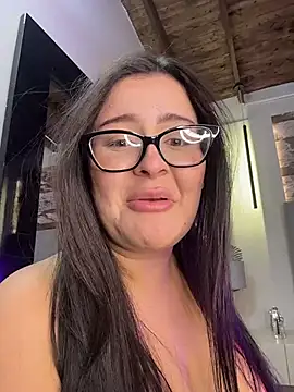 XXX chat uživo modela VioletaMaddox