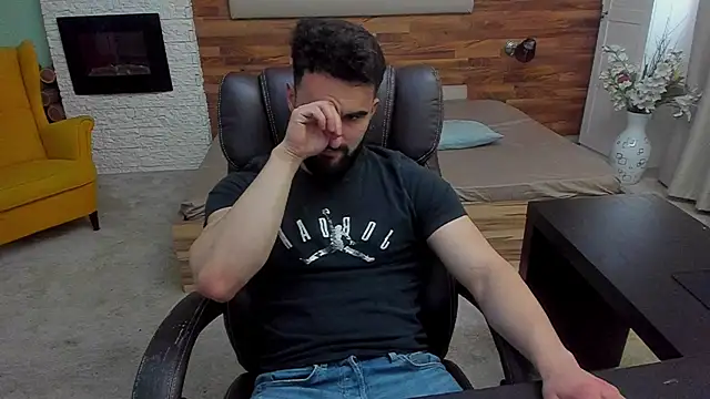 MicahLane élő XXX-chatje