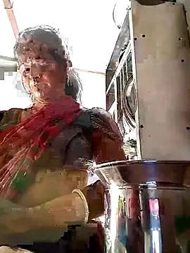 kiiuu_sexe webcam show