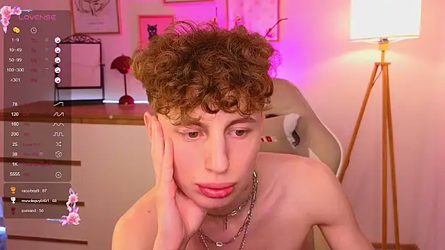 crisp1n's Webcam Show