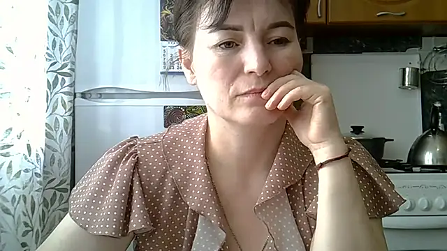 Krystal_82 – Naživo XXX chat