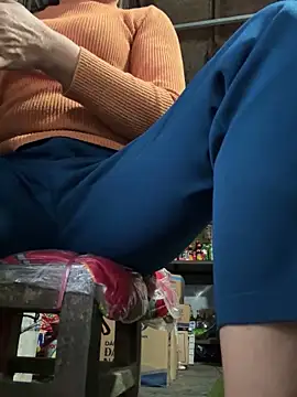 YANINA120: διαδικτυακό σόου στην κάμερα