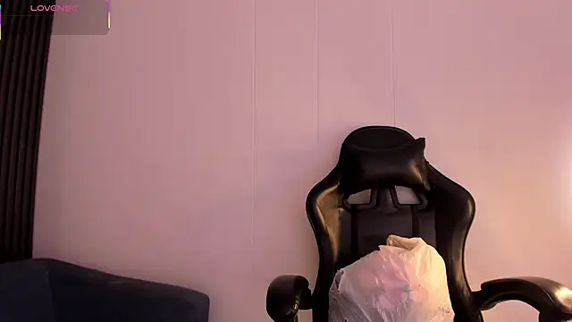 ShaunaDream élő XXX-chatje