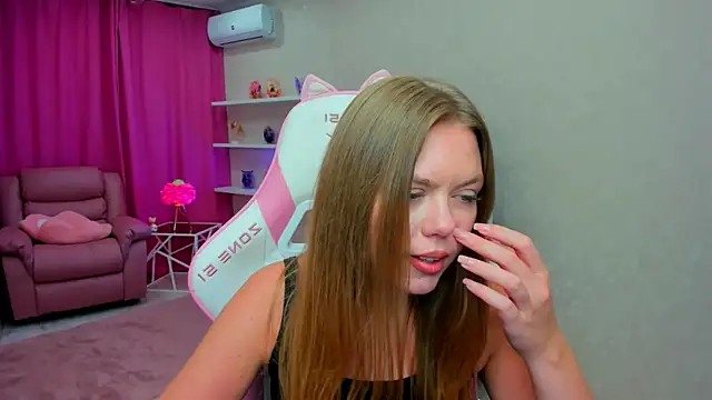 Chat +18 de Strawberrye ao vivo