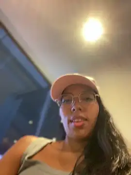 XXX chat uživo modela SheenaBrooke