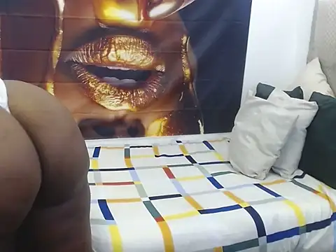 Queenteex6992 在線直播表演