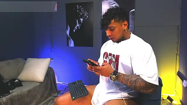 bradley_smith 网络视讯表演