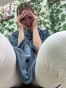 Živý XXX chat -HollyWay-