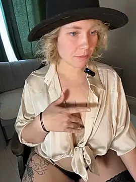 Charming_Daphny – Live XXX-chat