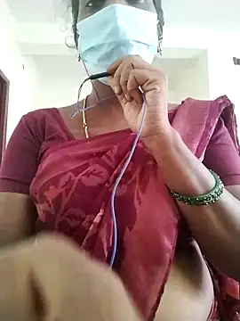 แชท XXX สดของ Preethytamilsexy