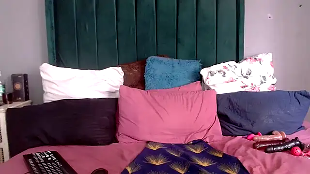 แชท XXX สดของ PURPLE_LULU