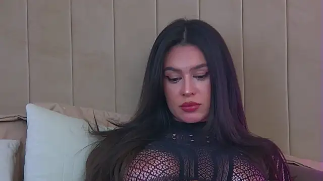 Pertunjukan Kamera Web reyabaines