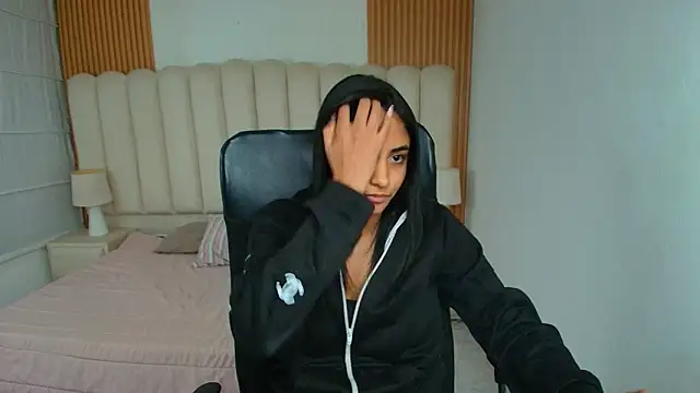 Czat XXX na żywo – shaneelle