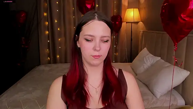 Chat +18 de Monica__Queen ao vivo