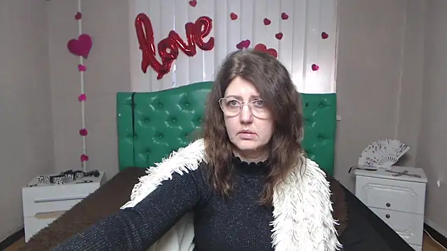 RoseHille Chat XXX live