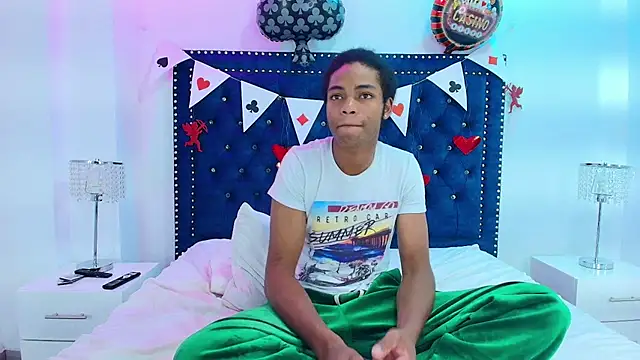 Show modela Cristal_and_luke na web-kameri